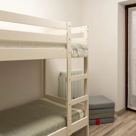 Apartament Al Laghee - Large New Modern In Center Town *