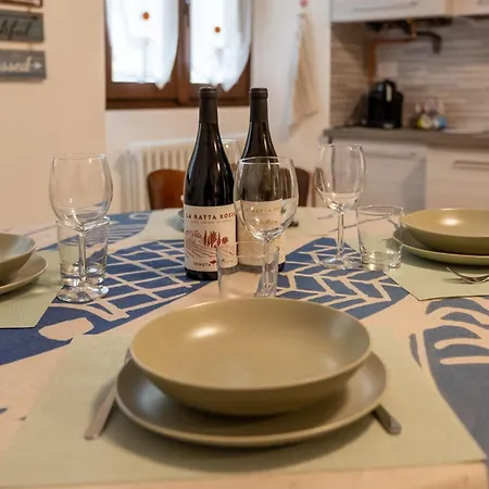 Appartement Al Laghee - Large New Modern In Center Town *