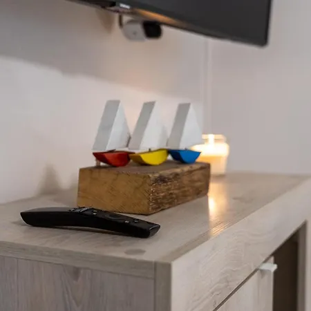 Appartement Al Laghee - Large New Modern In Center Town *