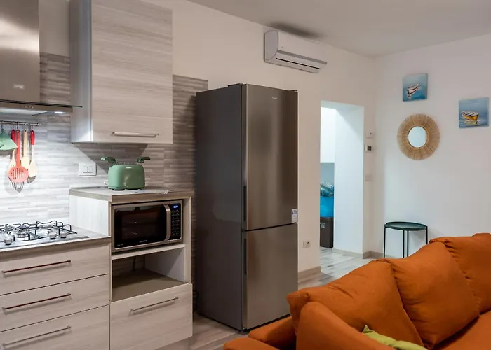 Al Laghee - Large New Modern In Center Town Appartement