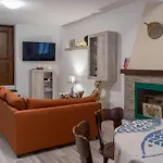 Al Laghée - New 2 Bedroom In Center * Gravedona