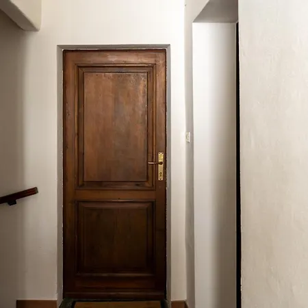 Al Laghée - New 2 Bedroom In Center Gravedona